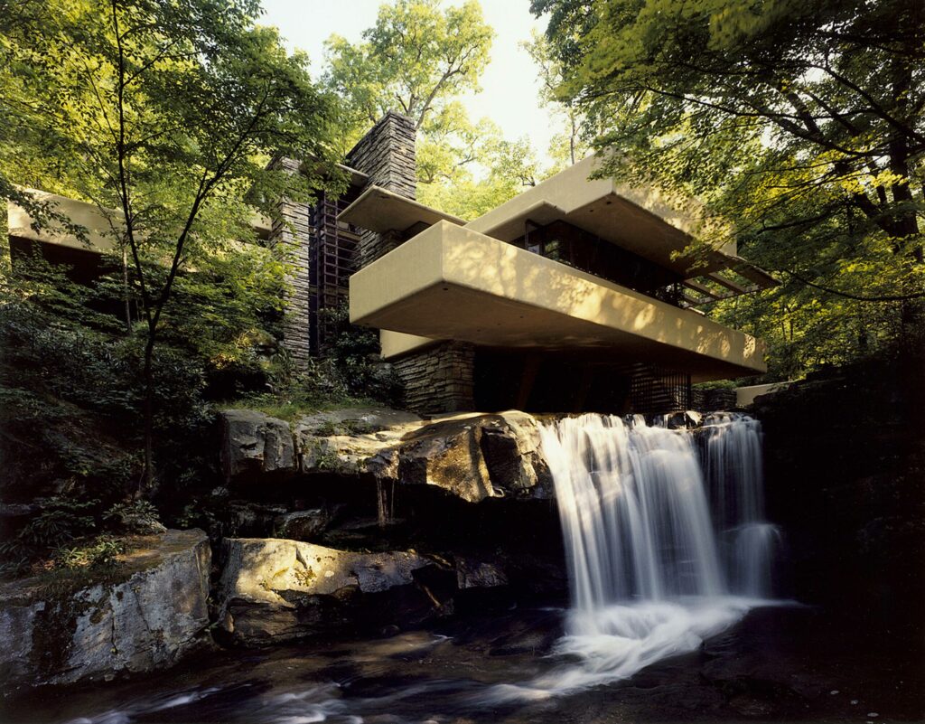 Fallingwater, a fun Pittsburgh Day Trip