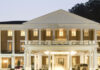 4 Last-Minute Pittsburgh Area Vacations The fountain at Omni Bedford Springs, a vacation spot in the Pittsburgh area