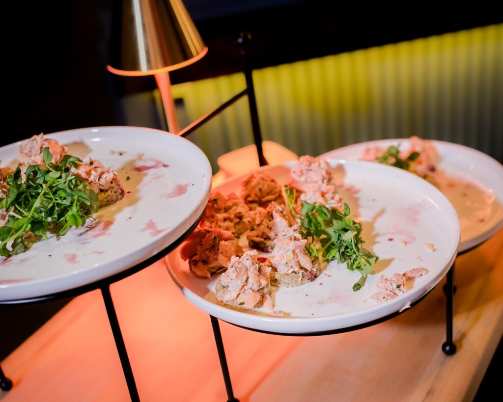 Frzy Winter Party 16 TABLE Magazine