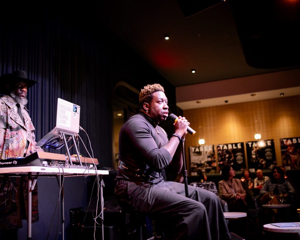 Frzy Winter Party 23 TABLE Magazine