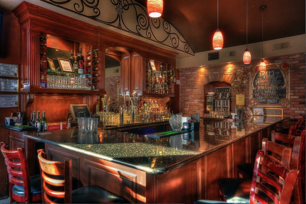 The bar of Caffe Notte, an Italian restaurant in Emsworth, PA.