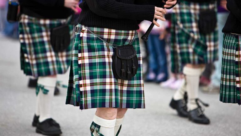 st patricks day parade 768x433