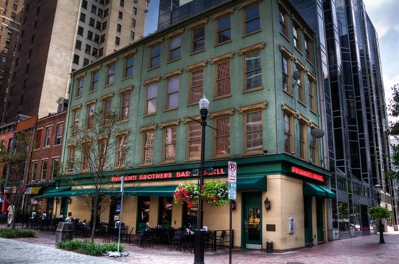 The exterior of classic Pittsburgh restaurant Primanti Bro's