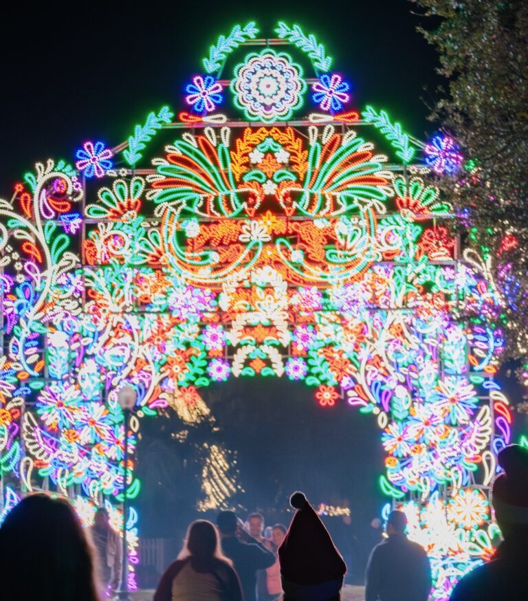 LuminaryTrailFriends 768x874