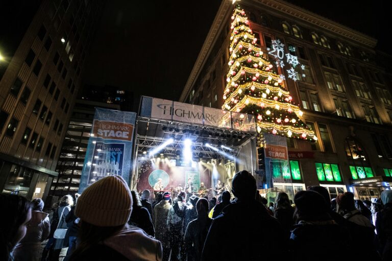 123119 First Night COHN 249 768x512