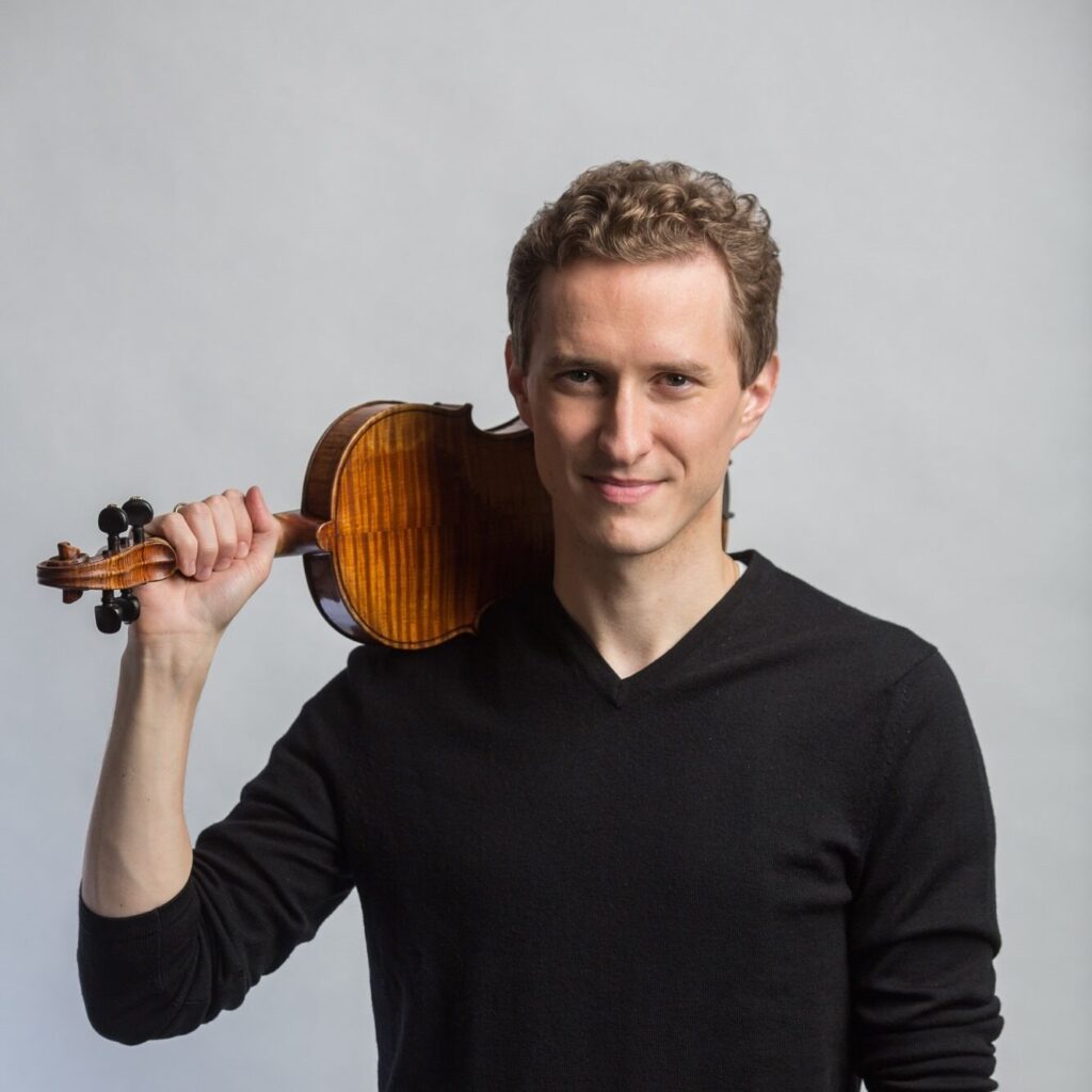 Špaček Plays Dvořák