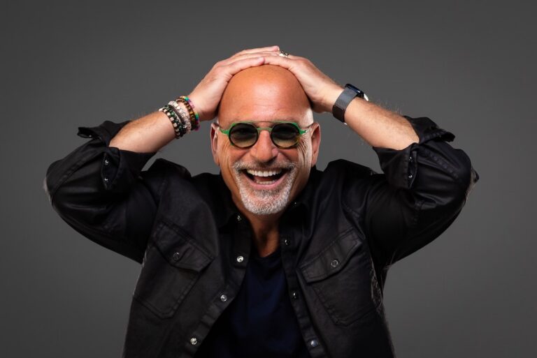 Howie Headshot1 26 1 768x513