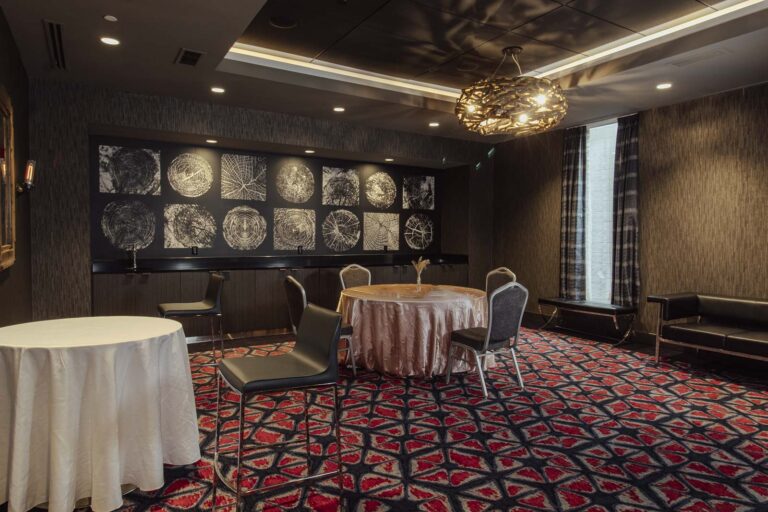 Parlor B Room 1 768x512