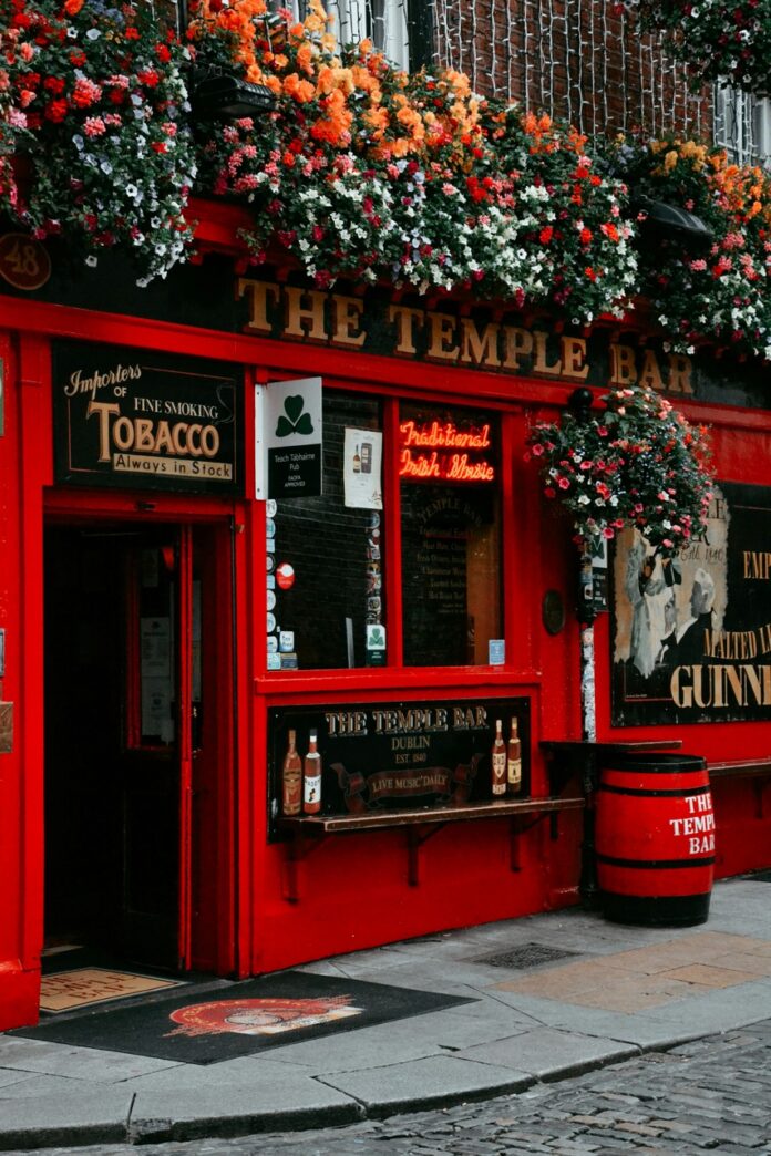 The outside of a pub in Dublin.